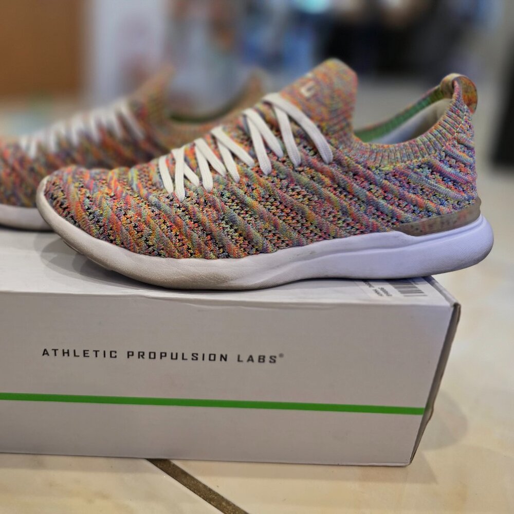 APL Women's Techloom Wave Size 7